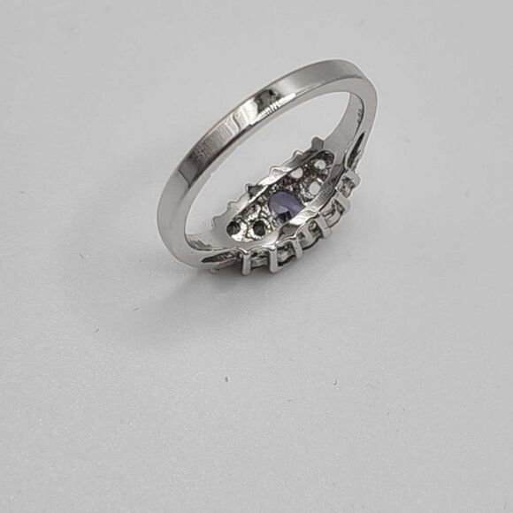 Silver amethyst diamond ring - Picture 9 of 10